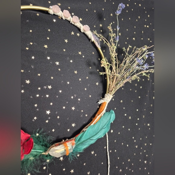 Crystal Seasons Floral Hoop Wreath - Picture 6 of 8